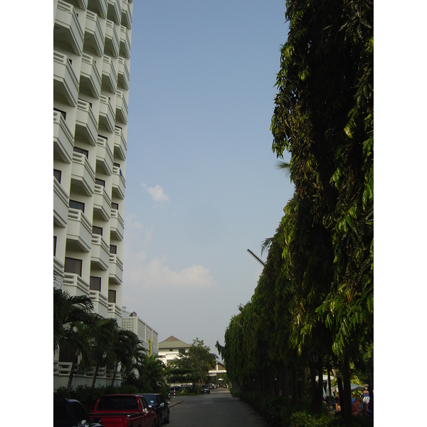 Picture Thailand Jomtien Beach Grand Jomtien Palace Hotel 2004-10 18 - Center Grand Jomtien Palace Hotel