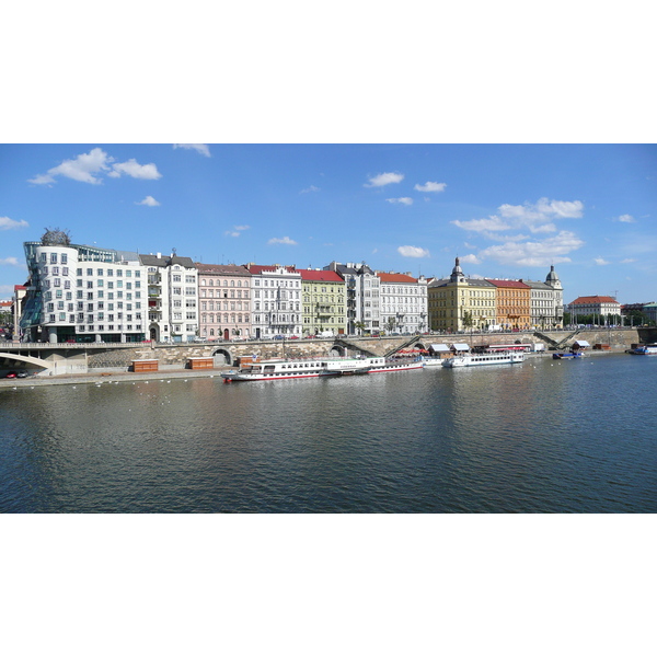 Picture Czech Republic Prague Vltava river 2007-07 43 - Around Vltava river