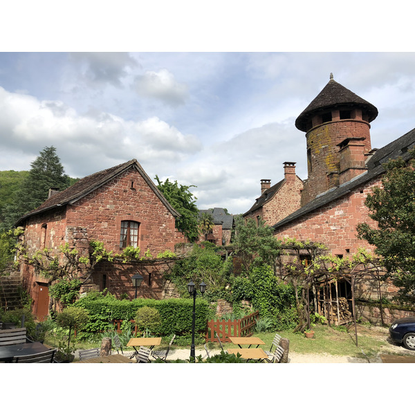 Picture France Collonges la Rouge 2018-04 31 - Around Collonges la Rouge