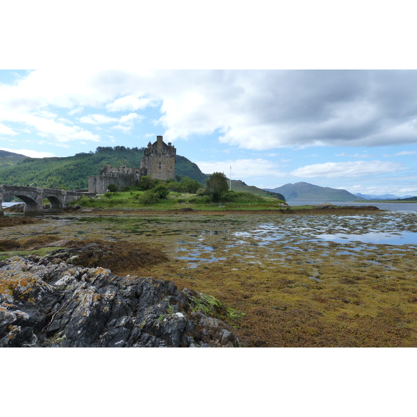 Picture United Kingdom Scotland Eilean Donan Castle 2011-07 20 - Recreation Eilean Donan Castle