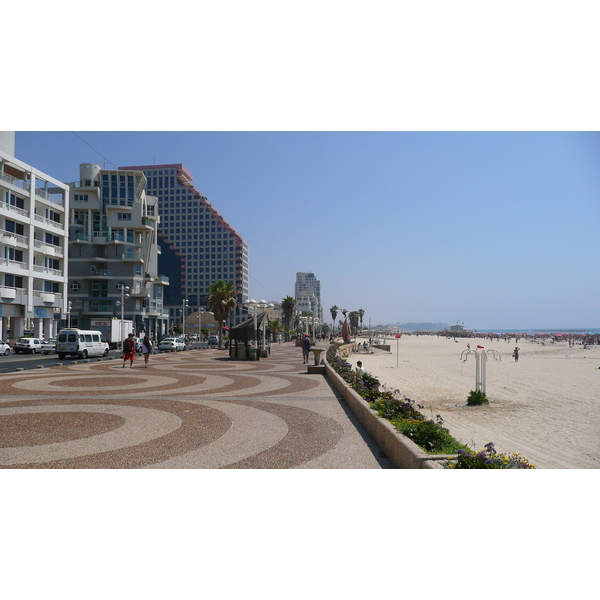 Picture Israel Tel Aviv Tel Aviv Beach 2007-06 23 - History Tel Aviv Beach