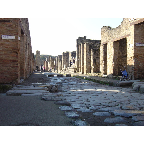 Picture Italy Pompei 2004-11 24 - Tours Pompei