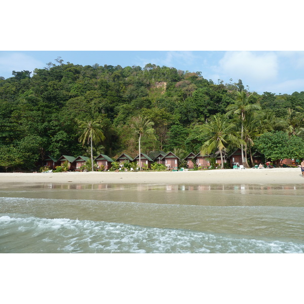 Picture Thailand Ko Chang White sand beach 2011-02 58 - Center White sand beach