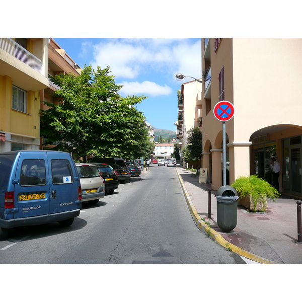 Picture France Vence Avenue H. Isnard 2007-07 8 - History Avenue H. Isnard