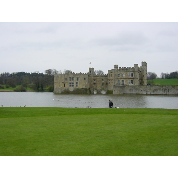 Picture United Kingdom Leeds castle 2001-04 28 - Around Leeds castle