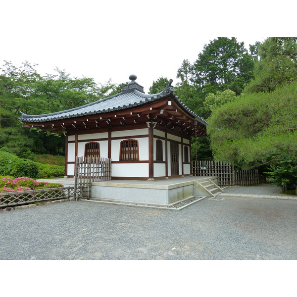 Picture Japan Kyoto Ryoanji Temple 2010-06 80 - Center Ryoanji Temple