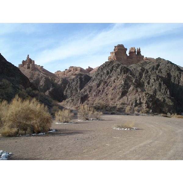 Picture Kazakhstan Charyn Canyon 2007-03 27 - Around Charyn Canyon