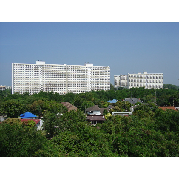 Picture Thailand Jomtien Beach Grand Jomtien Palace Hotel 2004-10 3 - Around Grand Jomtien Palace Hotel