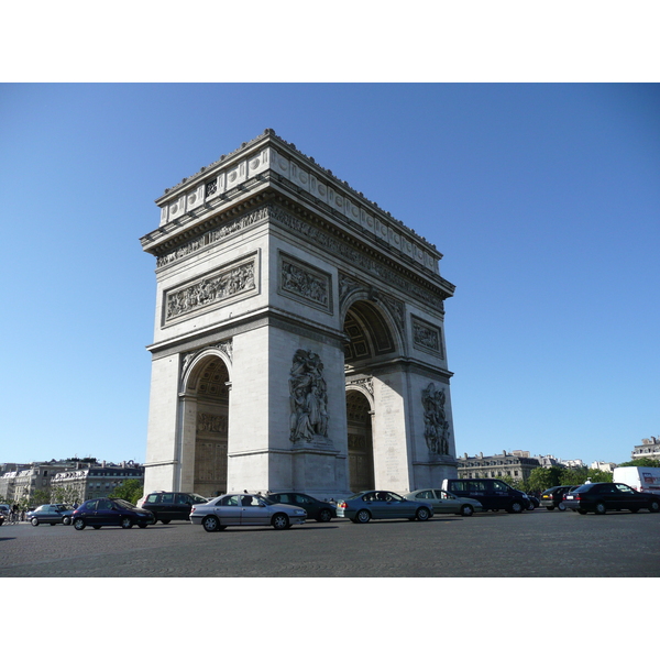 Picture France Paris Etoile and Arc de Triomphe 2007-05 116 - Center Etoile and Arc de Triomphe