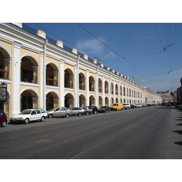 Picture Russia St Petersburg Nevsky Departement Store 2006-07 11 - Tours Nevsky Departement Store