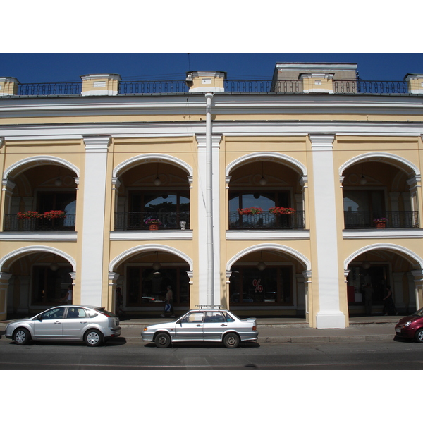 Picture Russia St Petersburg Nevsky Departement Store 2006-07 12 - Around Nevsky Departement Store