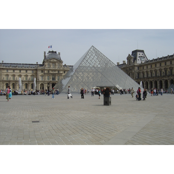 Picture France Paris Louvre 2007-05 132 - Tours Louvre