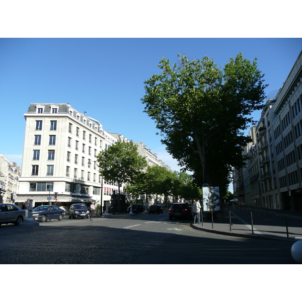 Picture France Paris Etoile and Arc de Triomphe 2007-05 56 - Journey Etoile and Arc de Triomphe