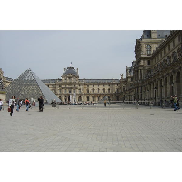 Picture France Paris Louvre 2007-05 51 - Tours Louvre