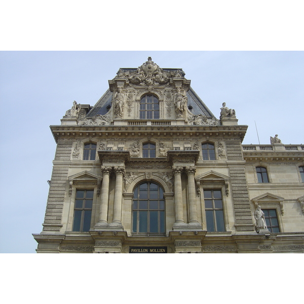 Picture France Paris Louvre 2007-05 43 - Center Louvre