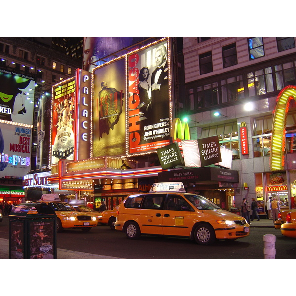 Picture United States New York Time Square 2006-03 55 - Around Time Square