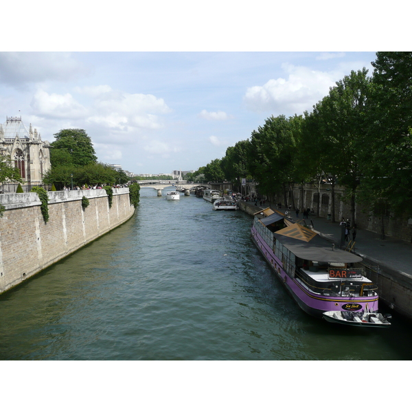 Picture France Paris Notre Dame 2007-05 216 - Center Notre Dame