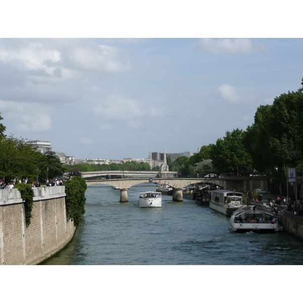 Picture France Paris Notre Dame 2007-05 257 - History Notre Dame