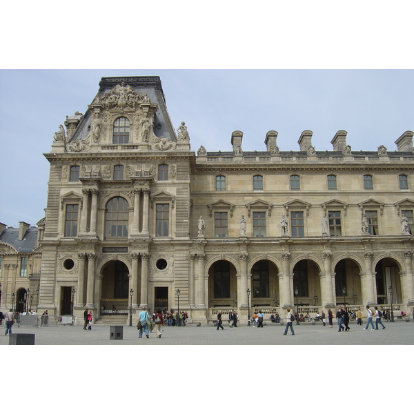 Picture France Paris Louvre 2007-05 29 - Center Louvre