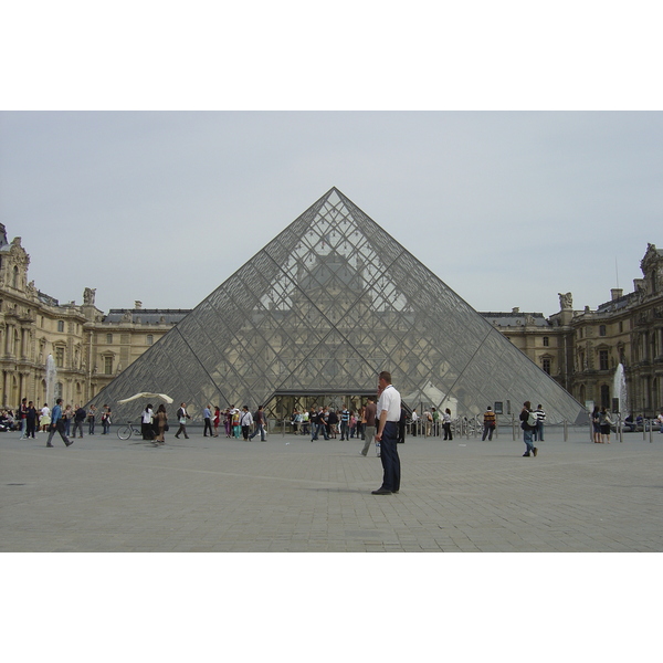 Picture France Paris Louvre 2007-05 39 - Tours Louvre