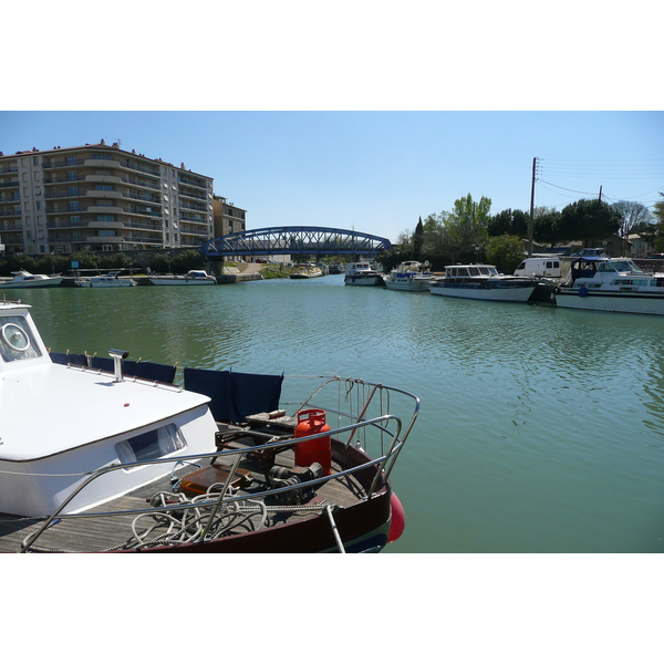 Picture France Beaucaire 2008-04 6 - Discovery Beaucaire