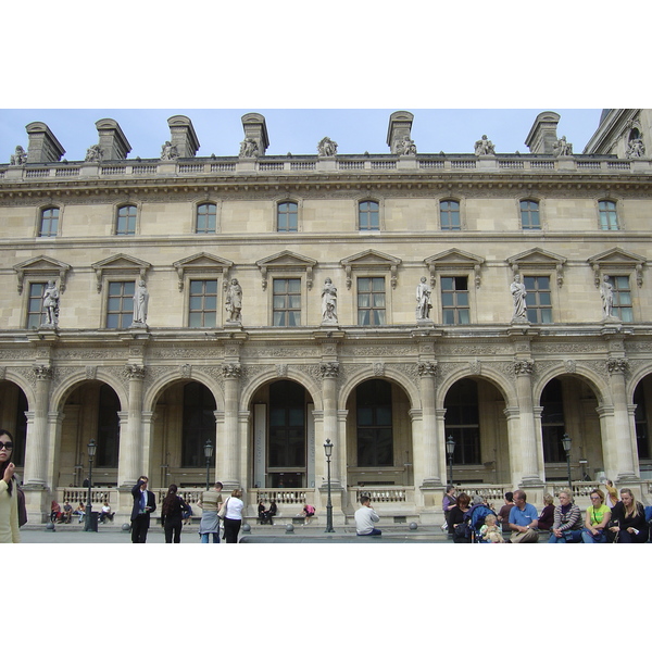 Picture France Paris Louvre 2007-05 27 - Center Louvre