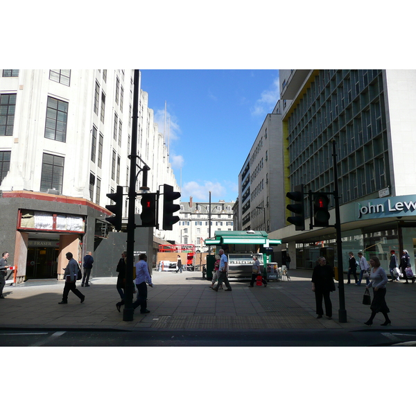 Picture United Kingdom London Oxford Street 2007-09 42 - Center Oxford Street