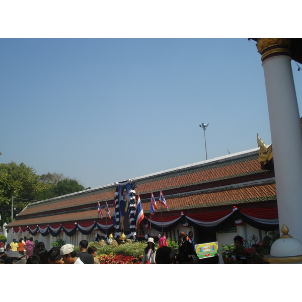 Picture Thailand Phitsanulok Wat Pra Sri Rattana Mahathat Vora Maha Vihar 2008-01 41 - Around Wat Pra Sri Rattana Mahathat Vora Maha Vihar