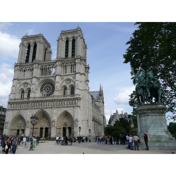 Picture France Paris Notre Dame 2007-05 217 - Around Notre Dame