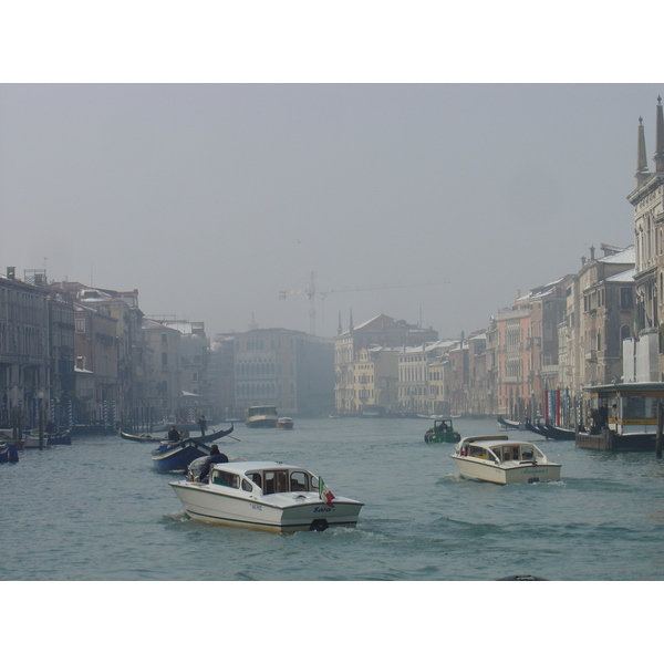 Picture Italy Venice 2005-03 33 - Center Venice