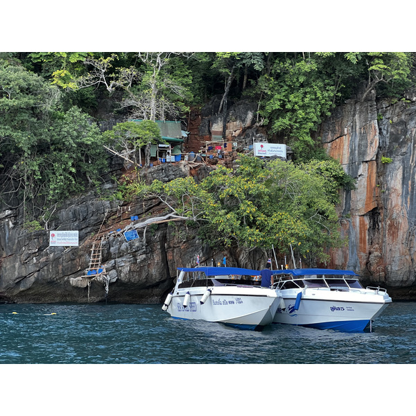 Picture Thailand Ko Phi Phi Ley 2021-12 145 - History Ko Phi Phi Ley