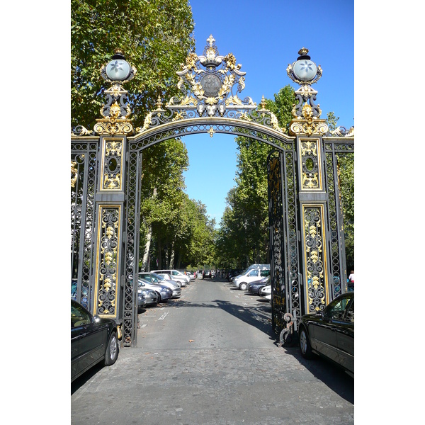 Picture France Paris Monceau Garden 2007-09 0 - Around Monceau Garden