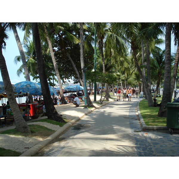 Picture Thailand Pattaya Beach 2007-02 24 - Around Pattaya Beach