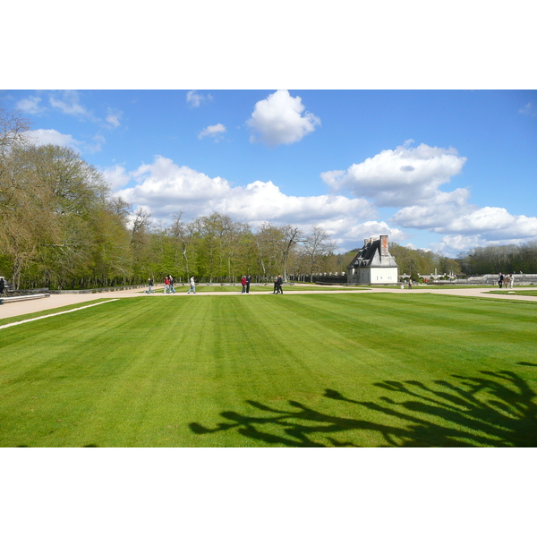 Picture France Chenonceau Castle Gardens of Chenonceau 2008-04 17 - Center Gardens of Chenonceau