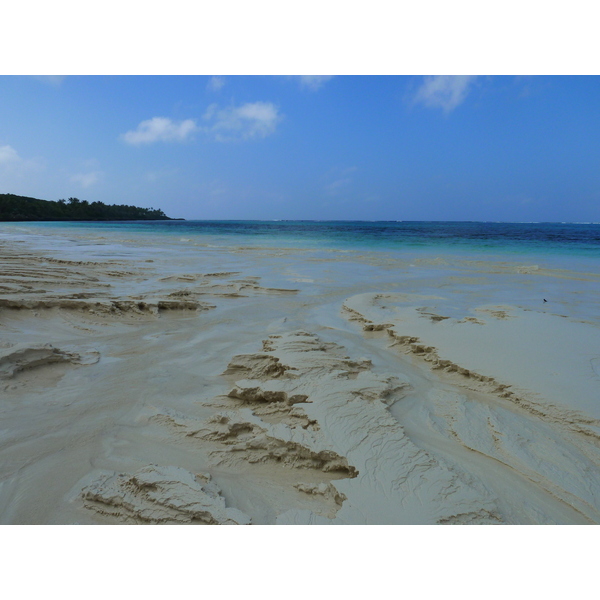 Picture New Caledonia Lifou Luecila 2010-05 70 - Tours Luecila