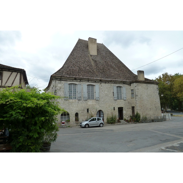 Picture France Issigeac 2010-08 51 - Tour Issigeac