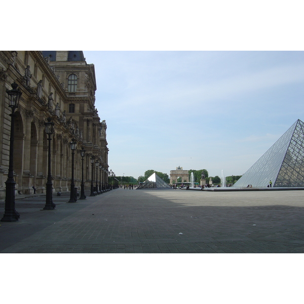 Picture France Paris Louvre 2007-05 109 - Center Louvre