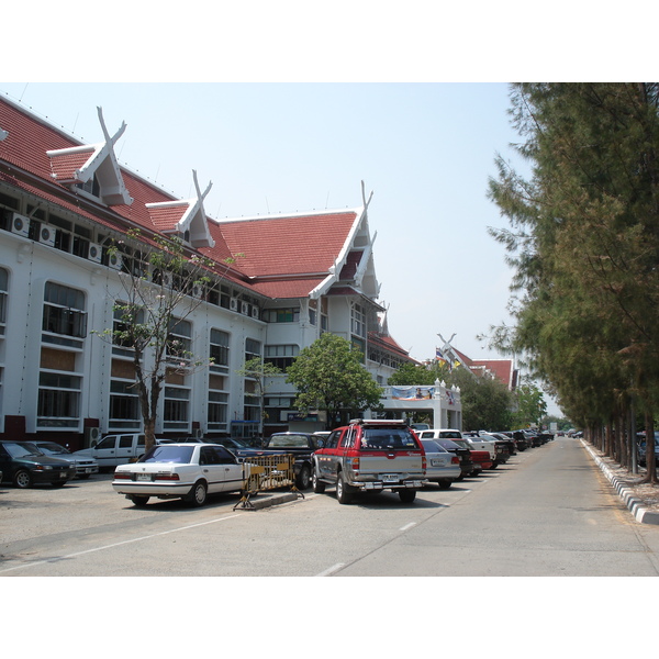 Picture Thailand Chiang Mai Inside Canal City Hall 2006-04 1 - Discovery City Hall