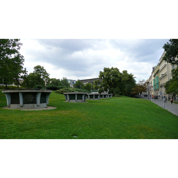 Picture Czech Republic Prague Hlavni Nadrazi 2007-07 9 - Tours Hlavni Nadrazi