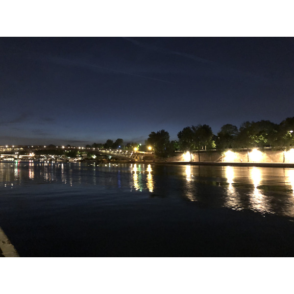 Picture France Paris La seine banks 2020-06 0 - Around La seine banks