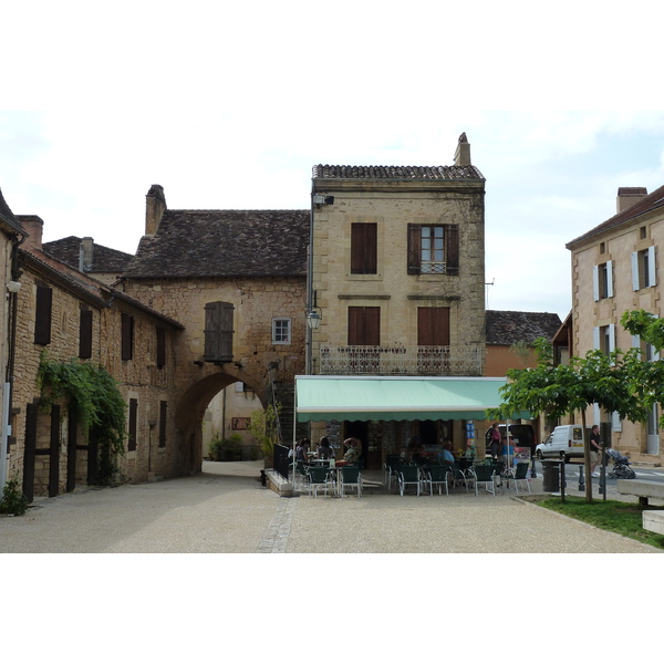 Picture France Cadouin 2010-08 35 - History Cadouin