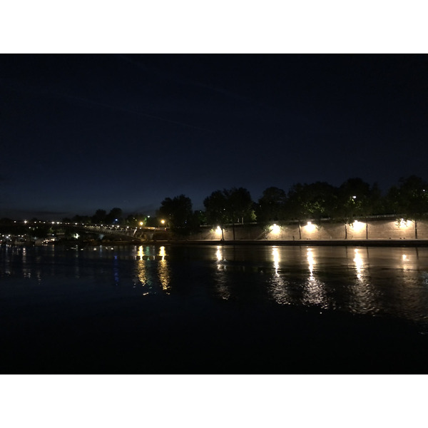 Picture France Paris La seine banks 2020-06 3 - Around La seine banks