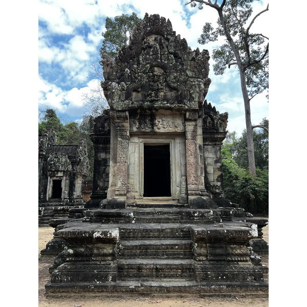 Picture Cambodia Siem Reap Thommanon 2023-01 9 - Around Thommanon