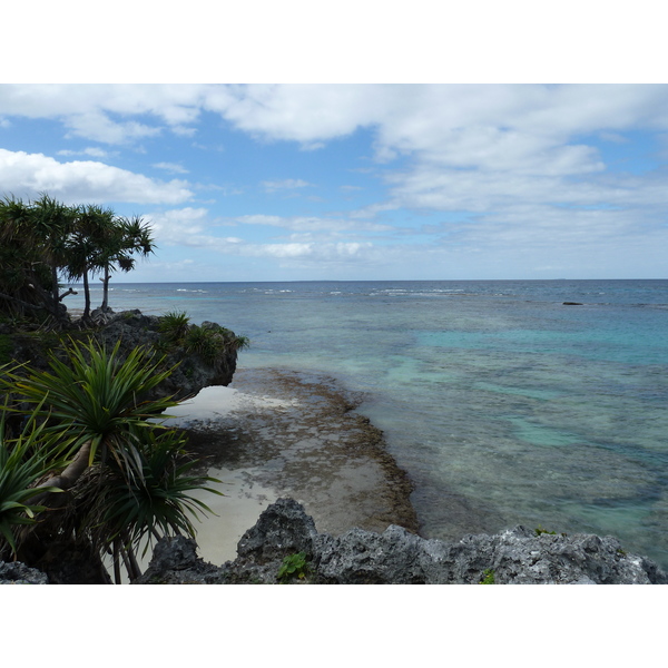 Picture New Caledonia Lifou Baie des tortues 2010-05 1 - Center Baie des tortues