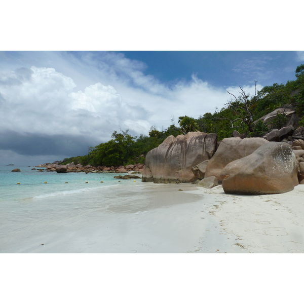 Picture Seychelles Anse Lazio 2011-10 138 - Tour Anse Lazio