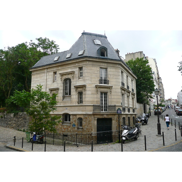 Picture France Paris Montmartre 2007-06 47 - History Montmartre