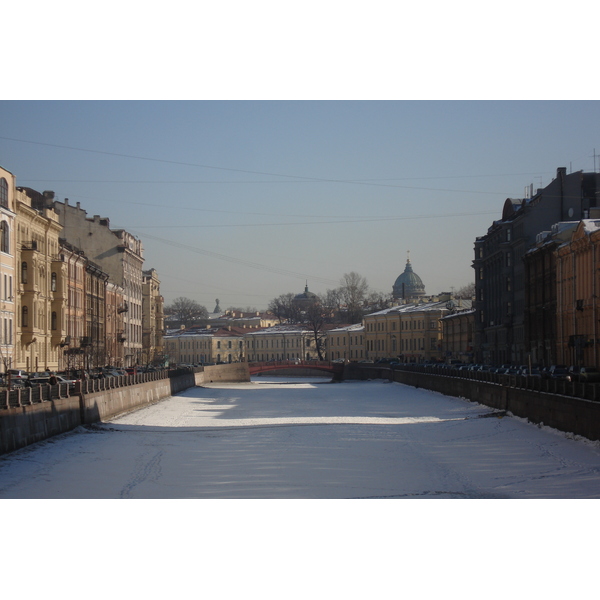 Picture Russia St Petersburg Isaackievskaya place 2006-03 10 - Discovery Isaackievskaya place