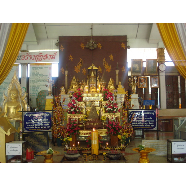 Picture Thailand Phitsanulok Wat Ratcha Bhurana 2008-01 37 - Discovery Wat Ratcha Bhurana