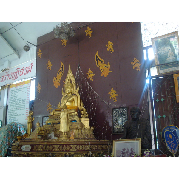 Picture Thailand Phitsanulok Wat Ratcha Bhurana 2008-01 30 - Discovery Wat Ratcha Bhurana