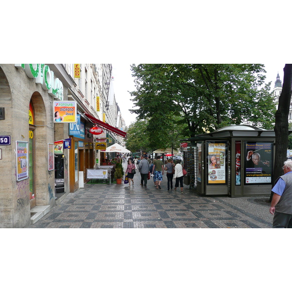 Picture Czech Republic Prague Vaclavske namesti 2007-07 5 - Tours Vaclavske namesti